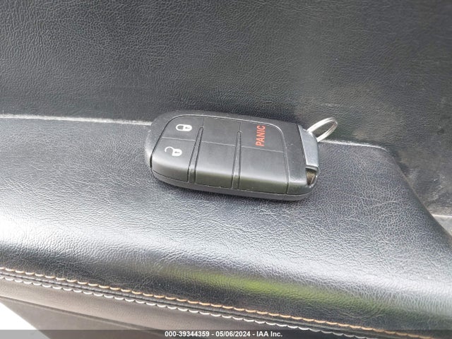 3C4NJDBB0KT786672 Jeep Compass Latitude 4x4