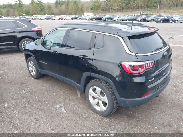 3C4NJDBB0KT786672 Jeep Compass Latitude 4x4