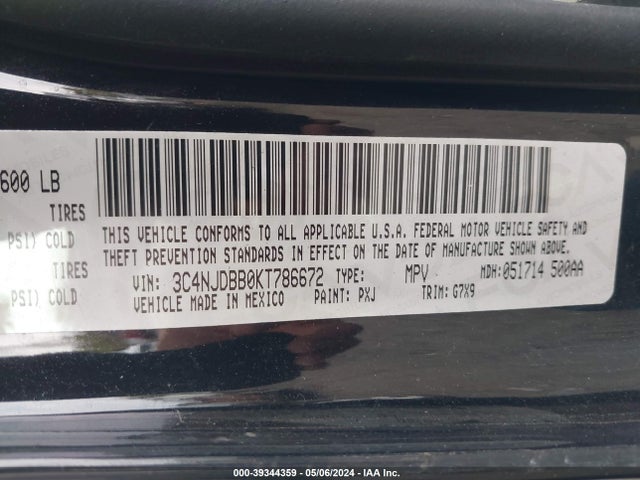 3C4NJDBB0KT786672 Jeep Compass Latitude 4x4