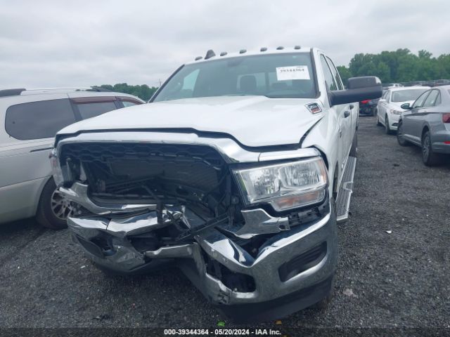 3C6UR5HJ0NG170421 RAM 2500 Tradesman  4x4 8' Box