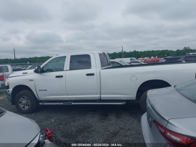 3C6UR5HJ0NG170421 RAM 2500 Tradesman  4x4 8' Box