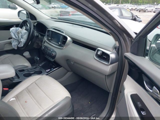 5XYPK4A55GG076649 KIA Sorento 3.3l Sx