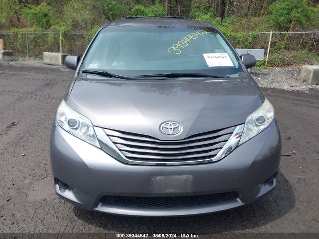 Toyota Sienna Le 7 Passenger 2015 5TDJK3DC1FS123719 Image 12