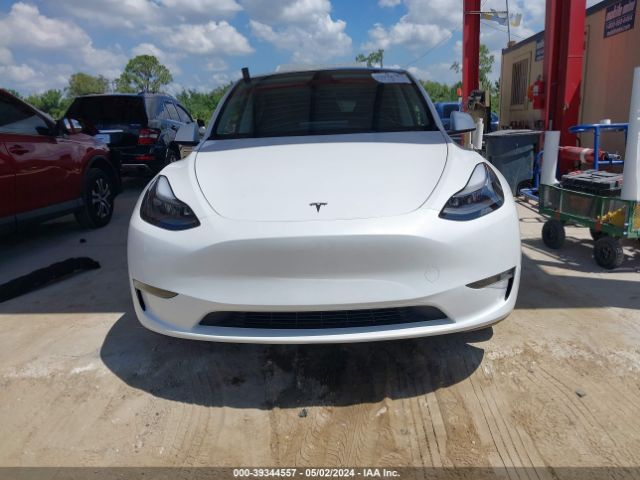 7SAYGDED4PF945727 Tesla Model Y Rwd