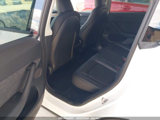 7SAYGDED4PF945727 Tesla Model Y Rwd
