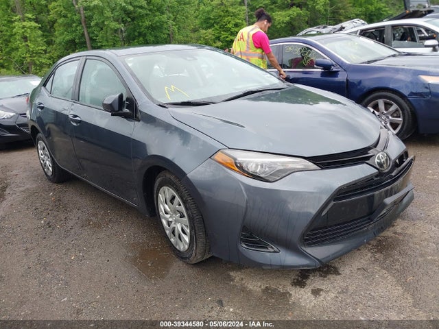 Toyota COROLLA LE 2018 2T1BURHE1JC994831 zdjęcie główne