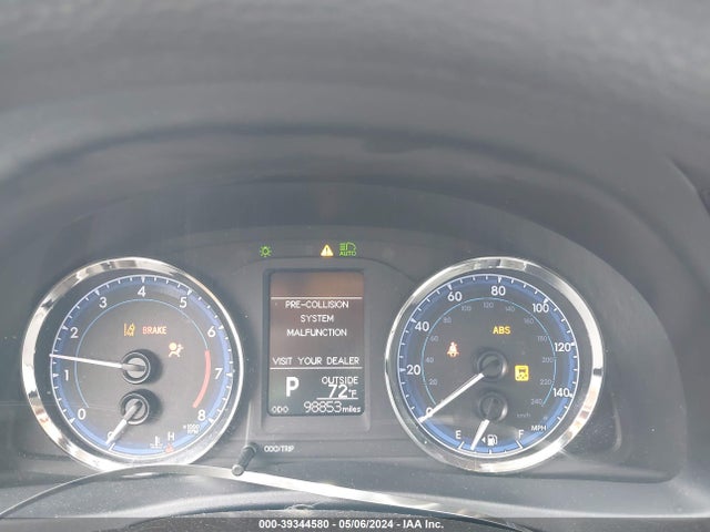 Toyota COROLLA LE 2018 2T1BURHE1JC994831 Image 7
