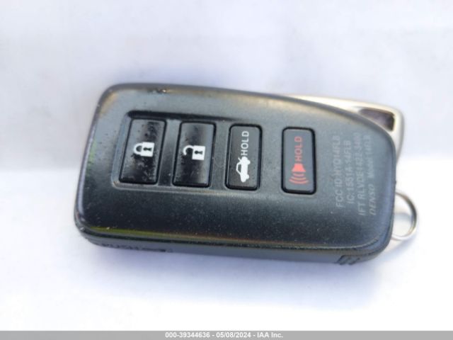 JTHDA1D29P5126899 Lexus IS 300
