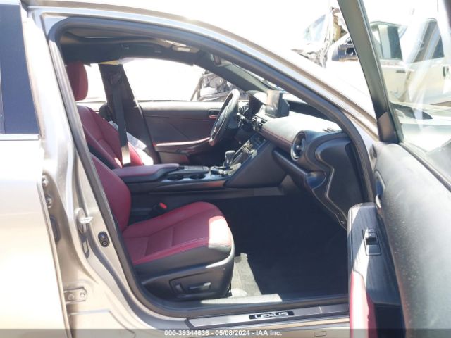 JTHDA1D29P5126899 Lexus IS 300