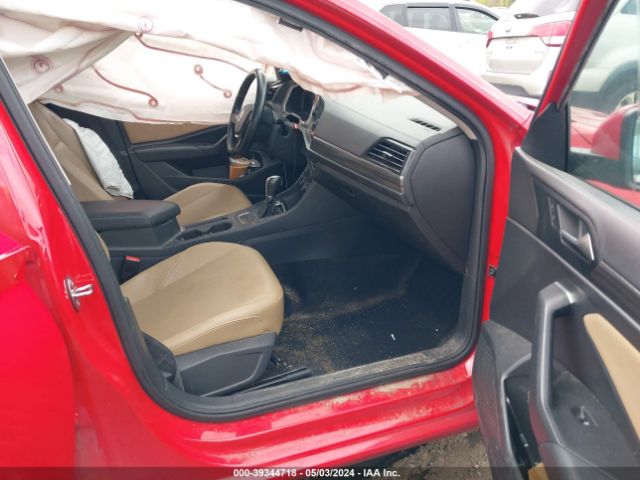 3VWE57BU2KM124512 Volkswagen Jetta 1.4t Sel