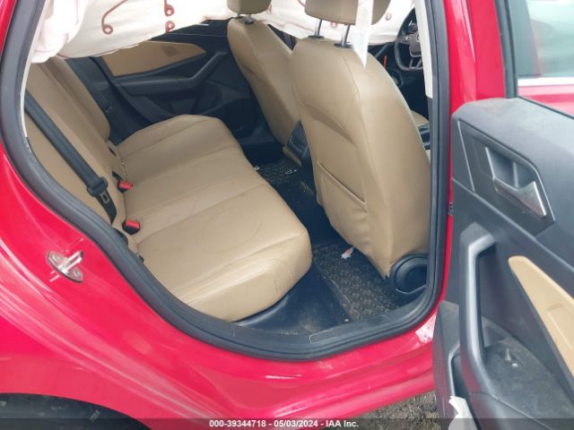 3VWE57BU2KM124512 Volkswagen Jetta 1.4t Sel
