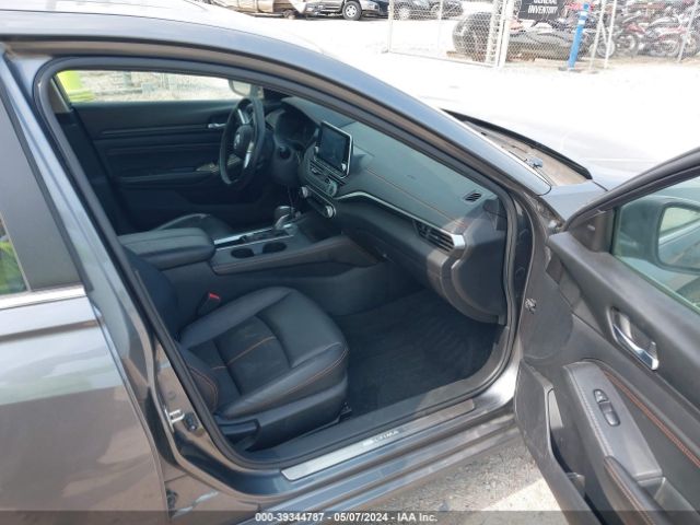 1N4BL4CV4KN315801 Nissan Altima 2.5 Sr