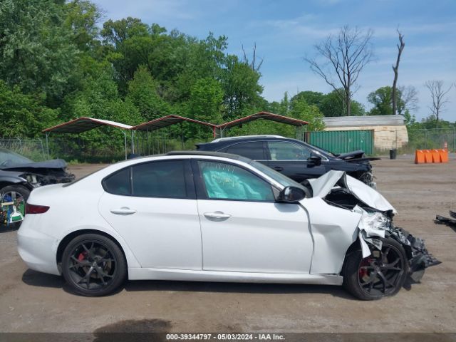 ZARFAEDNXH7540720 Alfa Romeo Giulia Awd