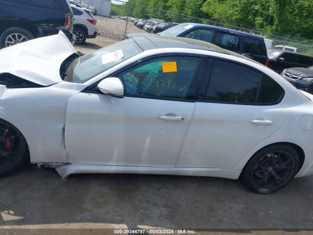 ZARFAEDNXH7540720 Alfa Romeo Giulia Awd