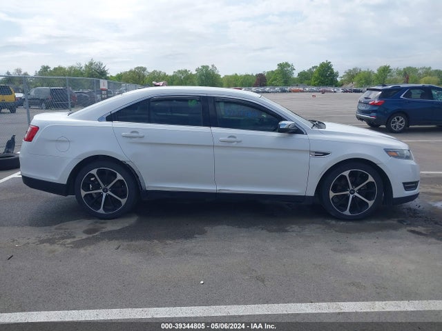 Ford Taurus Limited 2015 1FAHP2F86FG103078 Image 13