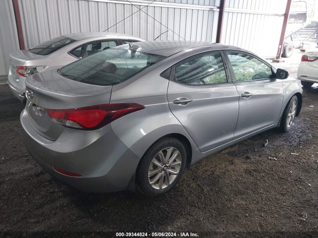 Hyundai ELANTRA SE 2015 5NPDH4AE0FH629412 Image 4