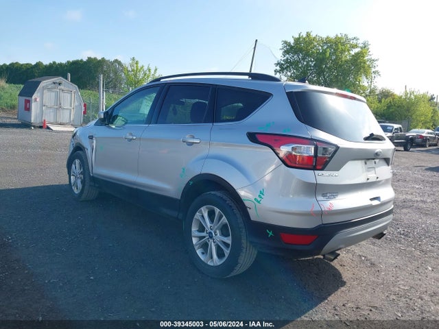 Ford ESCAPE SE 2018 1FMCU9GD7JUB99228 Image 3