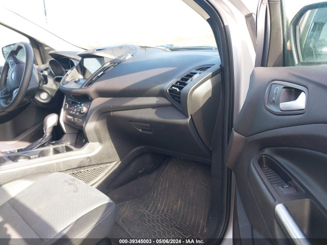 Ford ESCAPE SE 2018 1FMCU9GD7JUB99228 Image 5