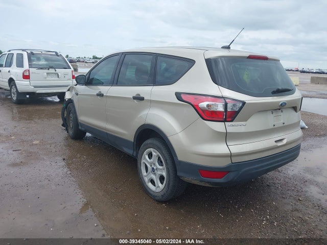 Ford ESCAPE S 2018 1FMCU0F72JUB10995 Image 3