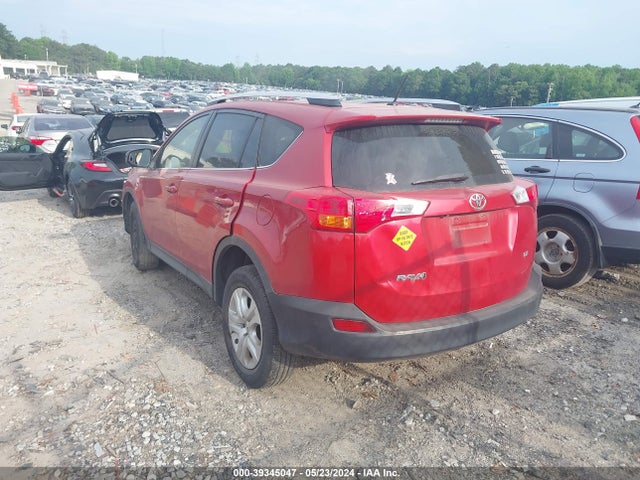 Toyota RAV4 LE 2015 JTMZFREV5FD047654 Image 3