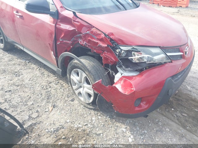 Toyota RAV4 LE 2015 JTMZFREV5FD047654 Image 6