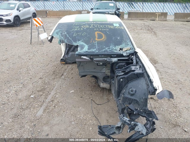 2C3CDXCT4HH525610 Dodge 2017