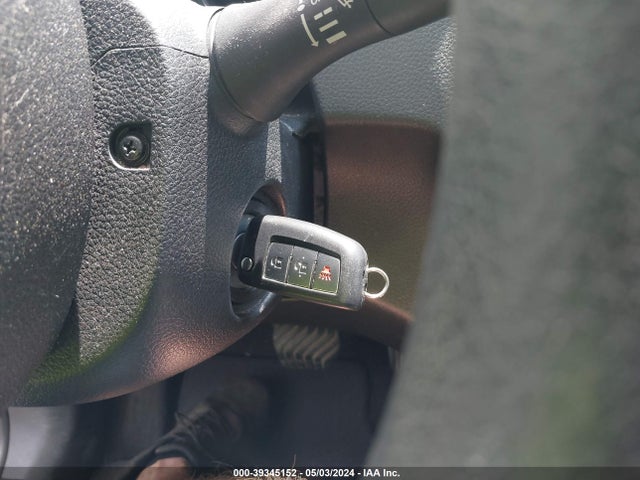 Nissan ROGUE S 2016 KNMAT2MV4GP610868 Image 11