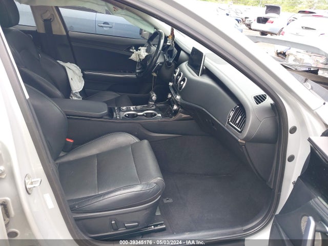 KIA Stinger Premium 2018 KNAE25LA2J6017475 Image 5