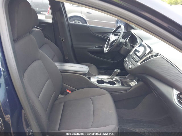 Chevrolet MALIBU LT 2018 1G1ZD5ST9JF154309 Image 5
