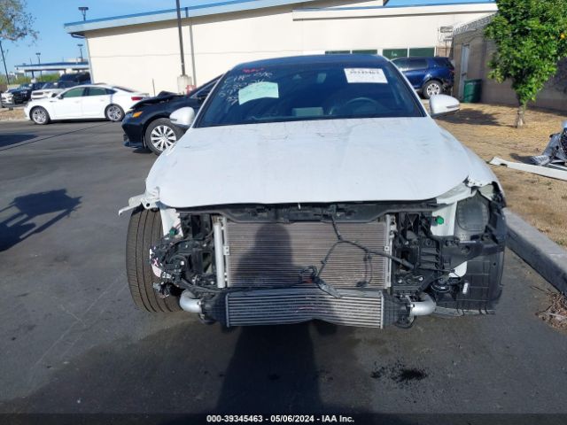 KMTG44LA0LU055691 Genesis G70 2.0t Rwd