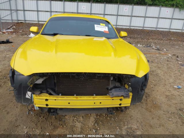 1FA6P8AM4H5286185 Ford Mustang V6