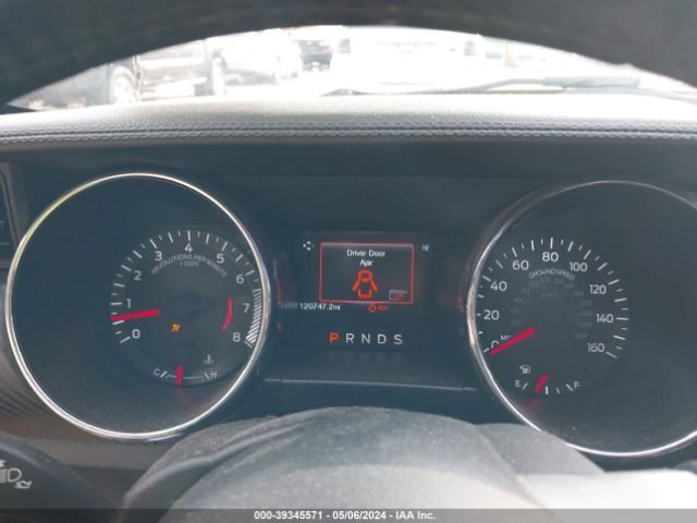 1FA6P8AM4H5286185 Ford Mustang V6