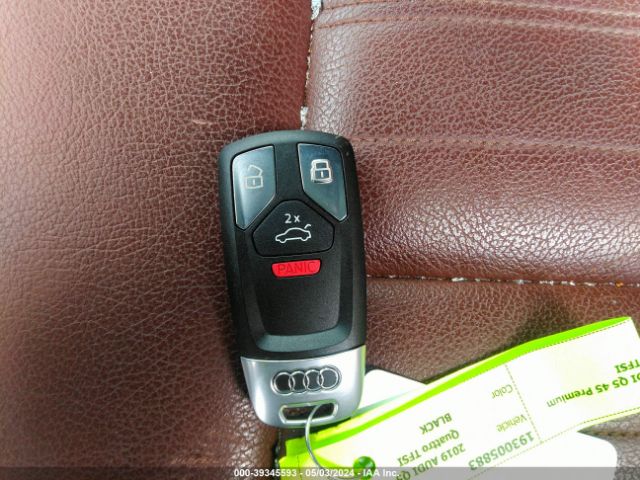 WA1ANAFY0K2096285 Audi Q5 45 Premium