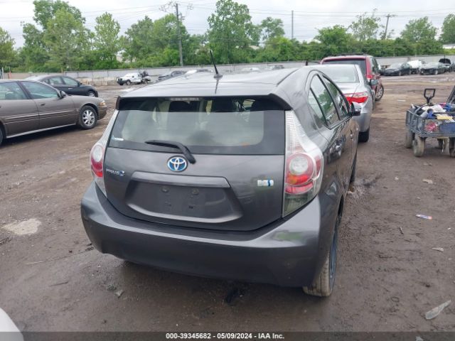 JTDKDTB36E1059237 Toyota Prius C One