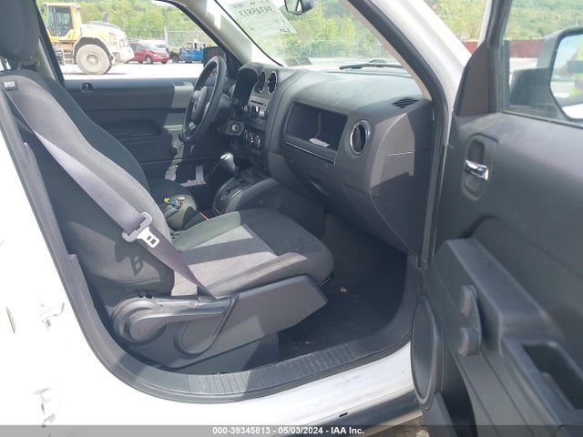 1C4NJRBB9HD170559 Jeep Patriot Sport 4x4