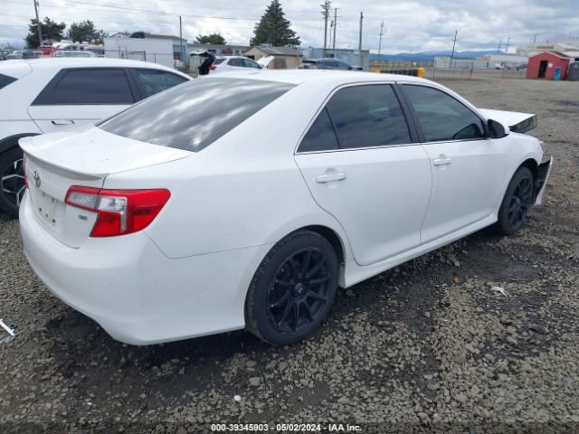 4T1BK1FK3EU542951 Toyota Camry Se V6