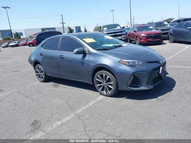 Toyota COROLLA SE 2017 5YFBURHE8HP613874 Image 1