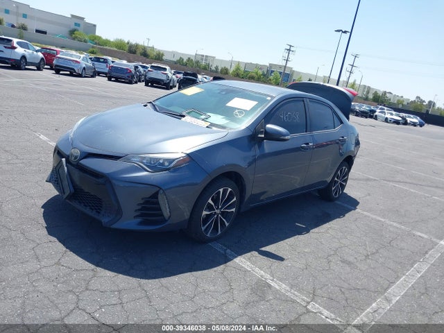 Toyota COROLLA SE 2017 5YFBURHE8HP613874 Image 2