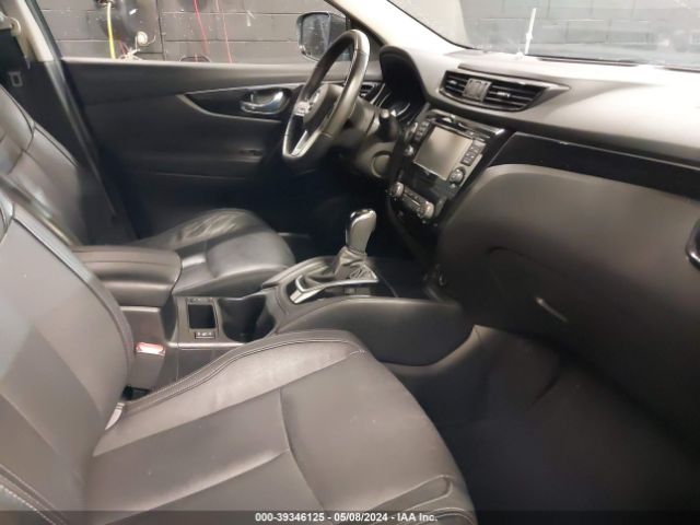 JN1BJ1CR6JW203059 Nissan Rogue Sport Sl