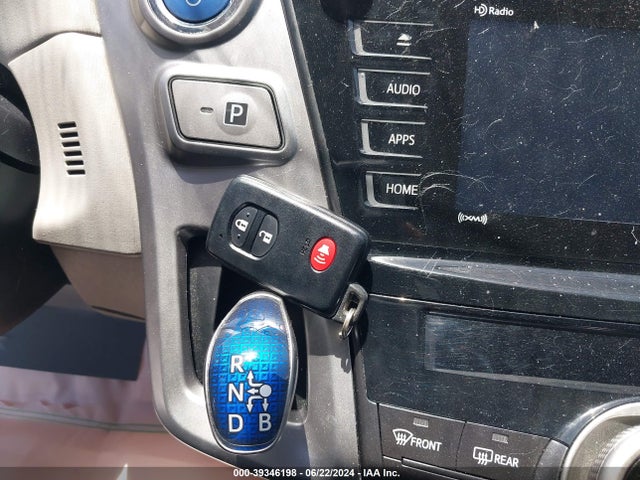 Toyota Prius V Four 2016 JTDZN3EU2GJ048352 Image 11