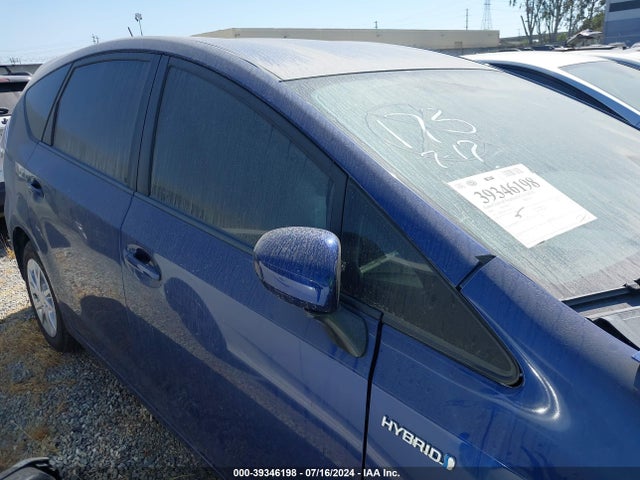 Toyota Prius V Four 2016 JTDZN3EU2GJ048352 Image 13