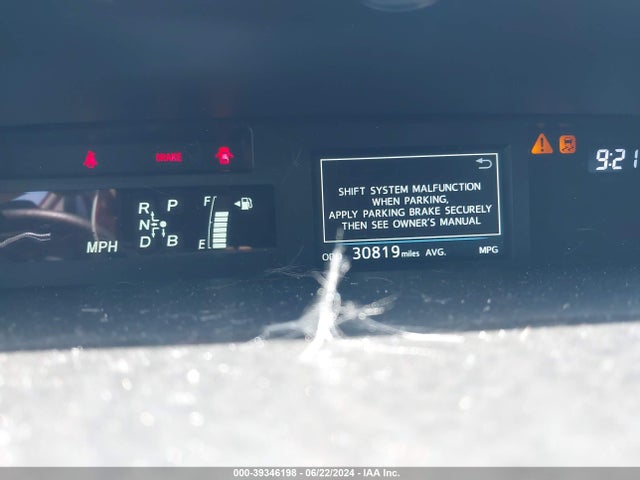 Toyota Prius V Four 2016 JTDZN3EU2GJ048352 Image 15