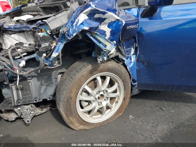 Toyota Prius V Four 2016 JTDZN3EU2GJ048352 Image 17
