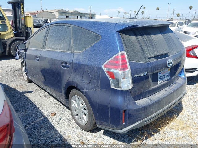 Toyota Prius V Four 2016 JTDZN3EU2GJ048352 Image 3