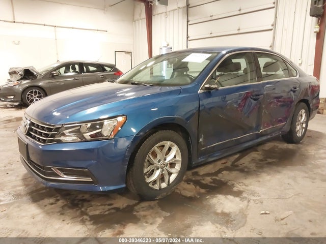 1VWAS7A31GC052274 Volkswagen Passat 1.8t S