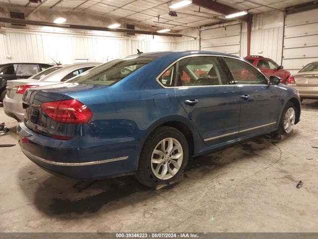 1VWAS7A31GC052274 Volkswagen Passat 1.8t S