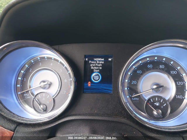 Chrysler 300 2014 2C3CCAAG1EH118362 Image 7