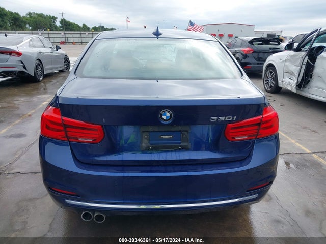 BMW 330I 2018 WBA8B9C58JEE81712 Image 16