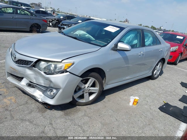 Toyota CAMRY SE 2014 4T1BF1FK3EU437248 Image 2