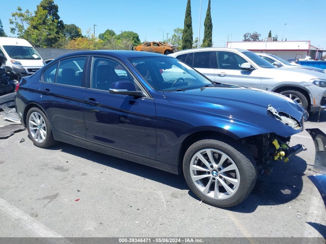 BMW 320i 2017 WBA8E1G37HNU18979 Image 14